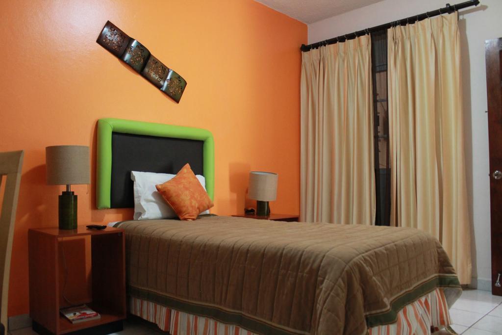 Hotel Casa Las Lomas Tegucigalpa Dış mekan fotoğraf